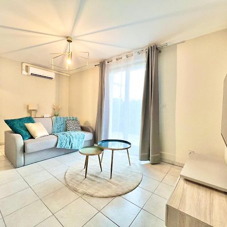 La Bulle De Champagne Apartment Luaran gambar