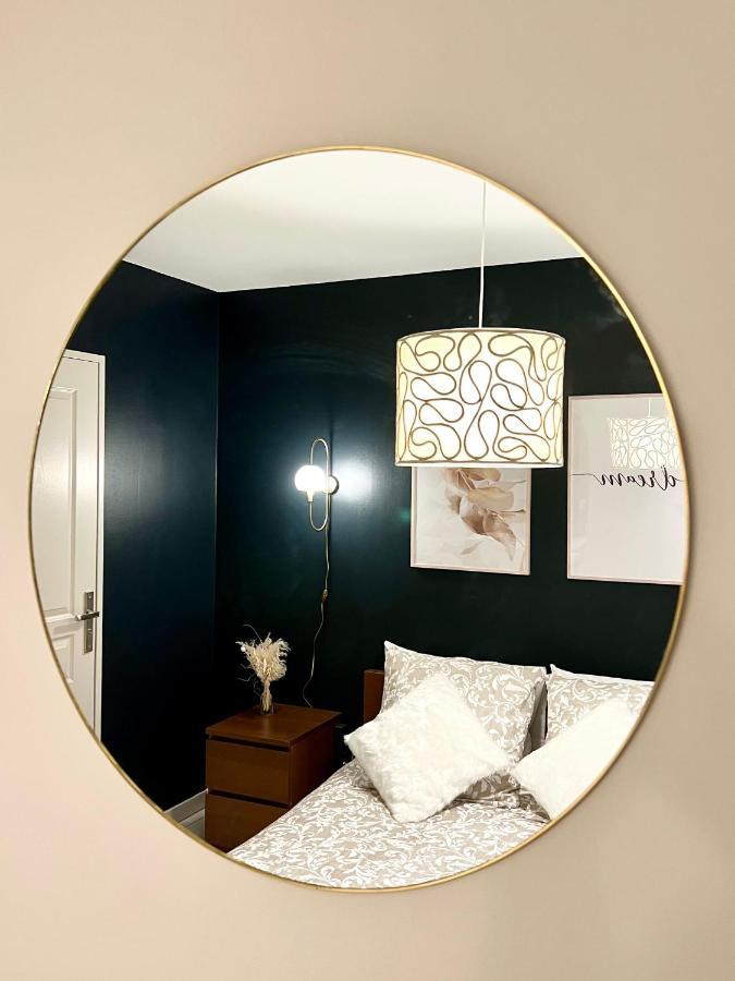 La Bulle De Champagne Apartment Luaran gambar